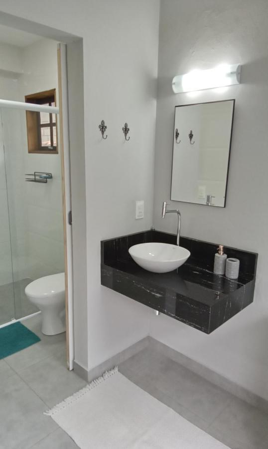 Suite Ilhinha Em Condominio Na Praia Do Pereque 일랴벨라 외부 사진