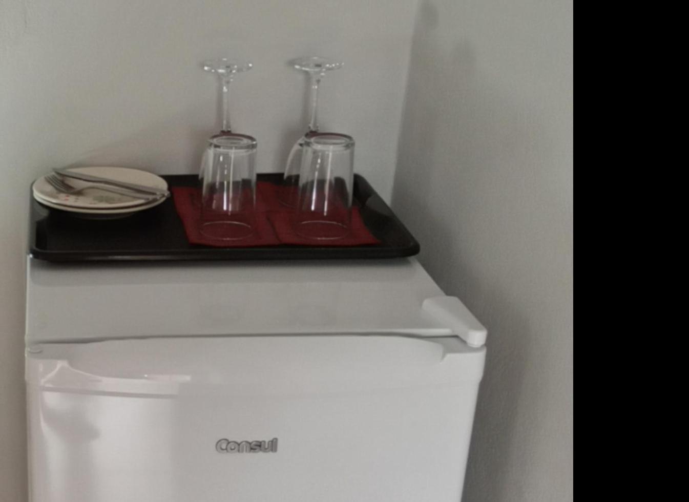 Suite Ilhinha Em Condominio Na Praia Do Pereque 일랴벨라 외부 사진